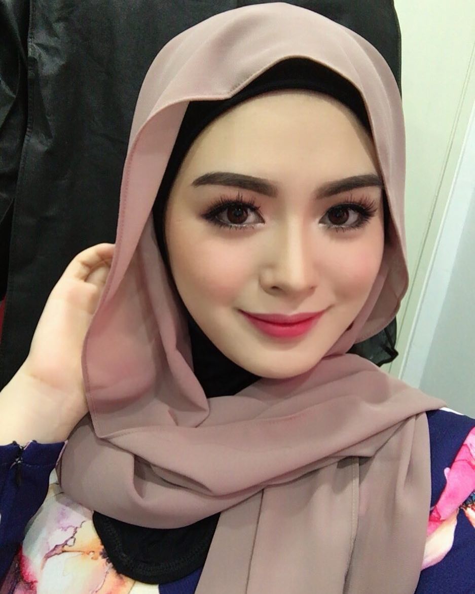 6 Gaya Tudung Pashmina Ala Ayana Jihye Hijabster Cantik 